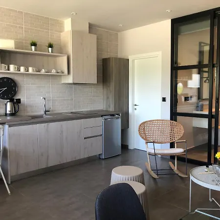 Siviri Suites