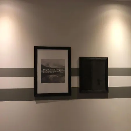 Siviri Suites 펜션 *