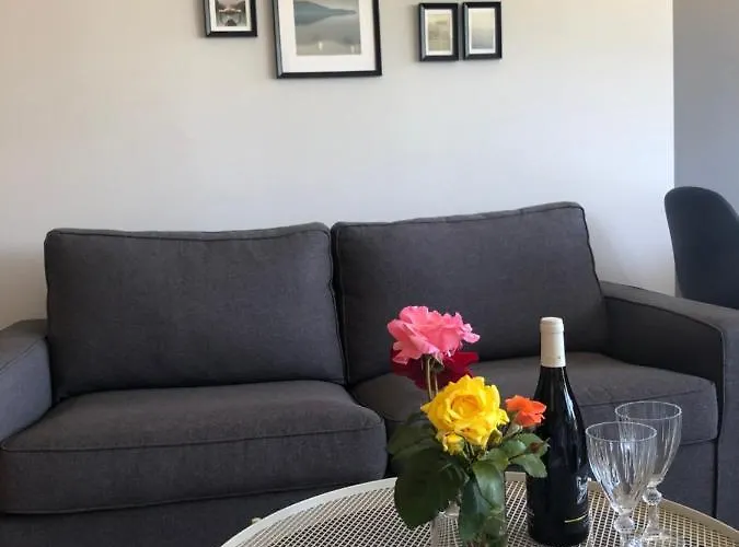 Siviri Suites 別荘 シビリ