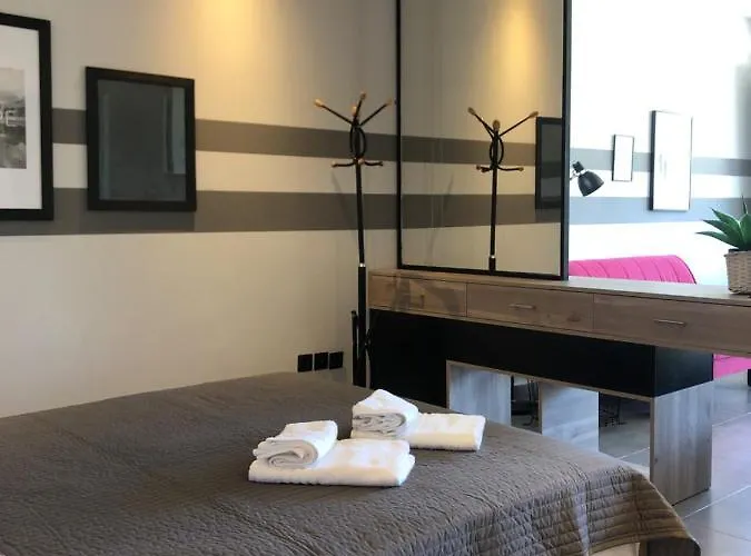 Siviri Suites シビリ