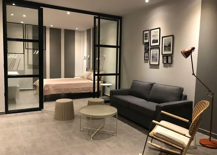 Siviri Suites * シビリ